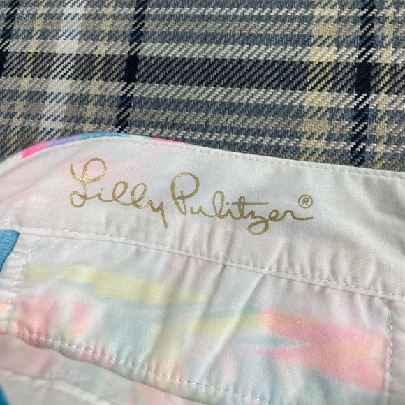 Lilly Pulitzer The Buttercup Short in Sparkling Sands - Picture 5 of 9